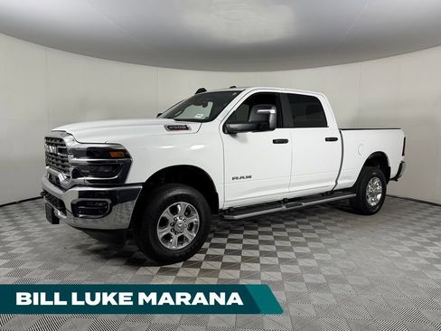 Used 2026 RAM 2500 Big Horn AWD/4WD image 1