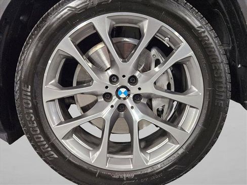 Certified 2024 BMW X5 xDrive40i w/ Parking Assistance Package AWD/4WD image 21