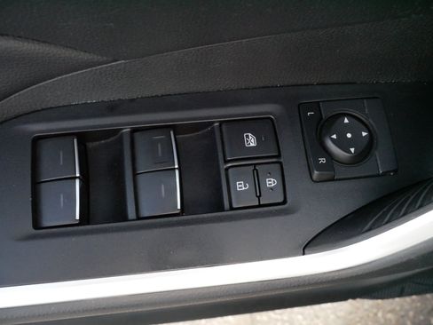 Certified 2025 Toyota RAV4 XLE AWD/4WD image 19