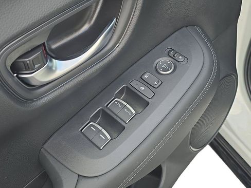 New 2027 Honda HR-V EX-L image 10