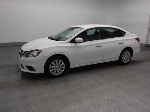 Used 2019 Nissan Sentra S FWD image 2