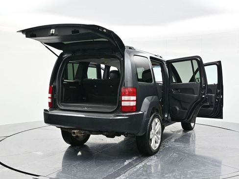 Used 2011 Jeep Liberty Sport image 52