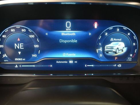Used 2024 Chevrolet Tahoe LT RWD image 13