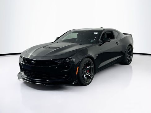 Used 2023 Chevrolet Camaro SS RWD image 1