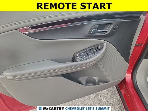 Used 2014 Chevrolet Impala LT w/ Convenience Package image 23