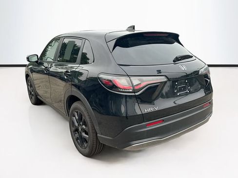 Certified 2023 Honda HR-V Sport image 6