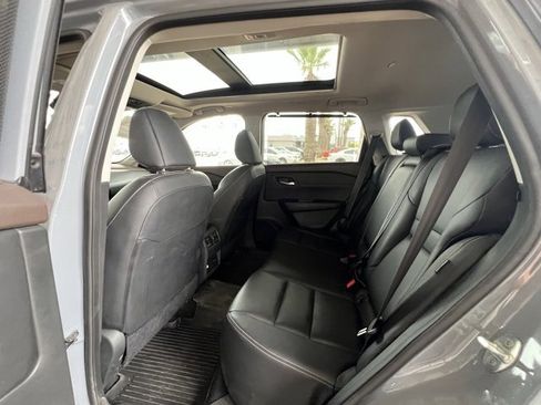 Used 2023 Nissan Rogue SL w/ SL Premium Package image 8