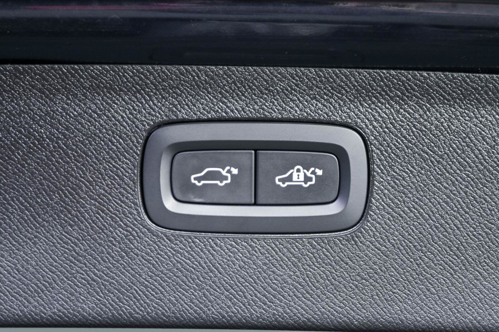Certified 2024 Volvo XC90 B6 Plus w/ Protection Package AWD/4WD image 30
