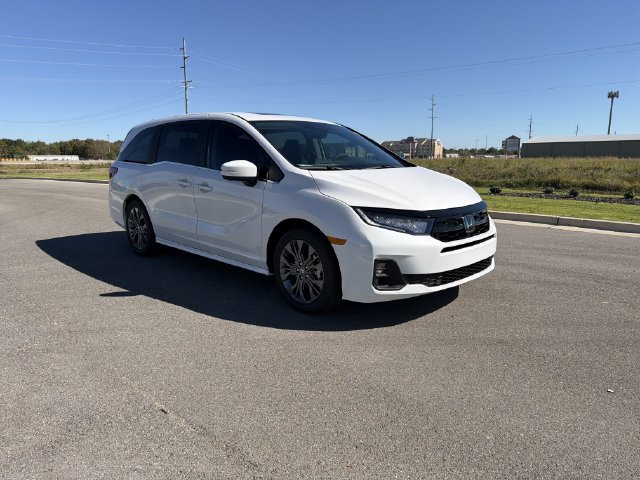 New 2027 Honda Odyssey Touring image 7