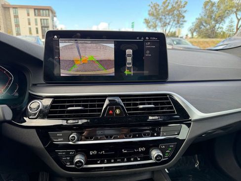 Used 2023 BMW 530i w/ M Sport Package image 21