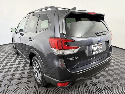 Used 2019 Subaru Forester Premium AWD/4WD image 15