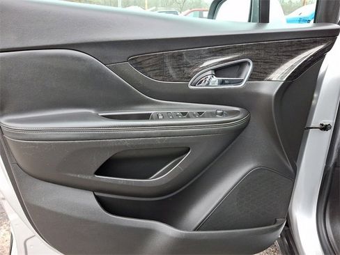 Used 2016 Buick Encore FWD image 12