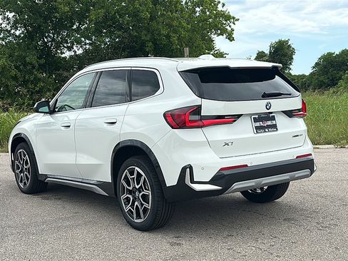 New 2025 BMW X1 xDrive28i w/ Technology Package image 6