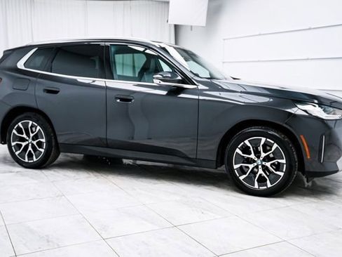 Used 2025 BMW X3 xDrive30i image 2