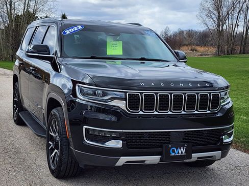 Used 2022 Jeep Wagoneer Series II AWD/4WD image 5