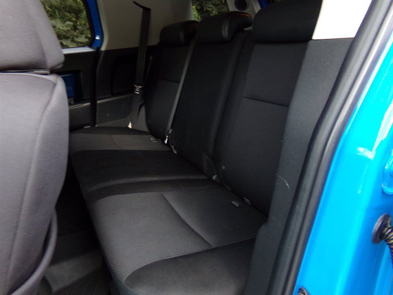 Used 2007 Toyota FJ Cruiser 4WD w/ Upgrade Pkg 2 image 19