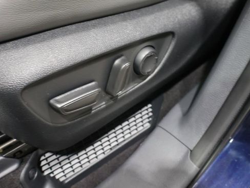 Used 2024 Toyota Sienna XLE image 12