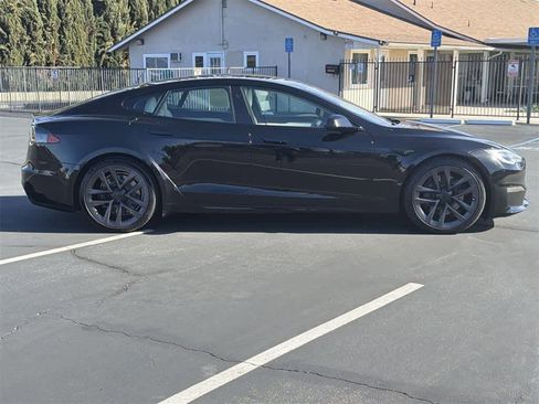 Used 2022 Tesla Model S image 7