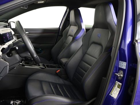 Used 2024 Volkswagen Golf R AWD/4WD image 34