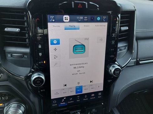 Used 2024 RAM 1500 Limited w/ Trailer Tow Group image 32