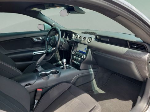 Used 2021 Ford Mustang GT w/ GT Performance Package RWD image 9