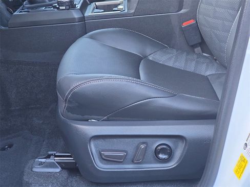 Used 2025 Toyota 4Runner TRD Off-Road Premium w/ Tow Technology Package image 33