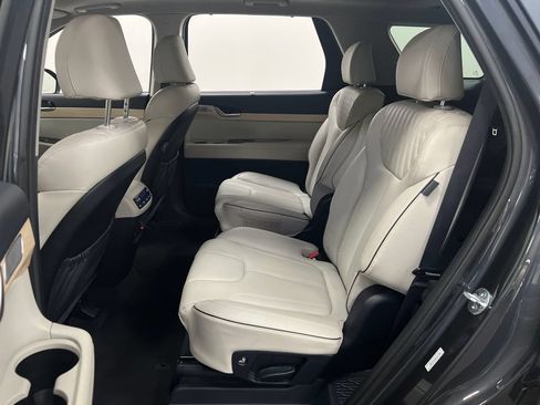 Used 2024 Hyundai Palisade Limited FWD image 27