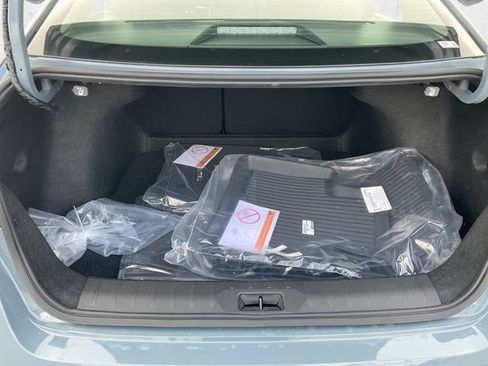 New 2026 Nissan Sentra SV w/ SV Convenience Package FWD image 34