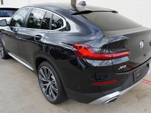 Used 2025 BMW X4 xDrive30i w/ Premium Package image 5