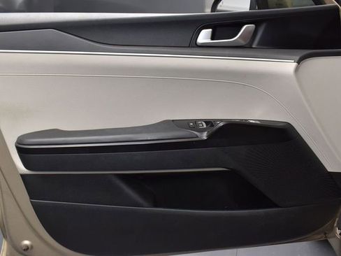 Used 2022 Kia K5 LXS image 16