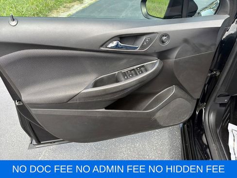 Used 2017 Chevrolet Cruze LT w/ Convenience Package FWD image 12