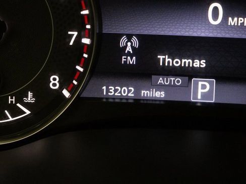 Used 2024 Nissan Armada SL w/ Cargo Package image 34