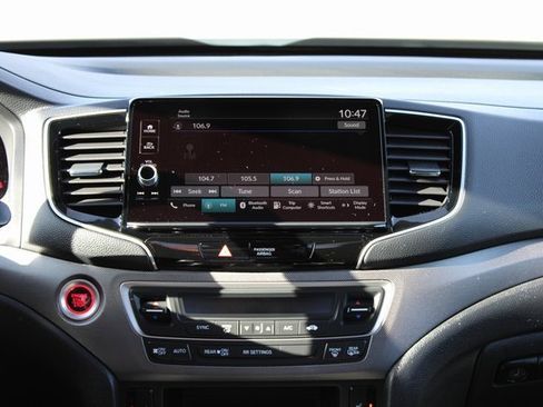 Certified 2024 Honda Ridgeline RTL image 22