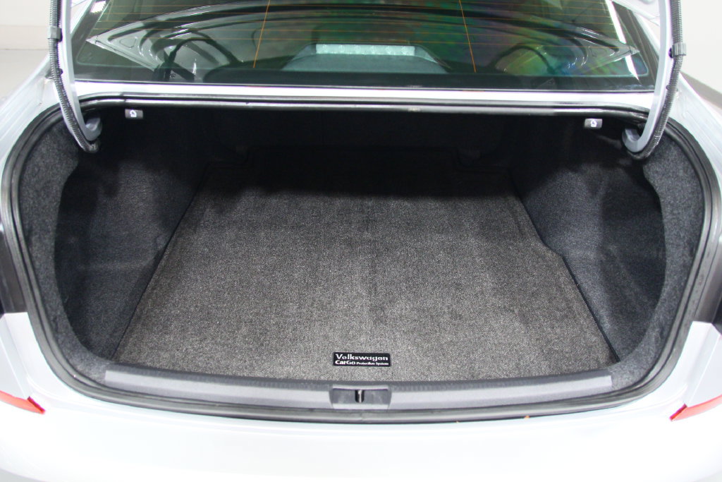 Used 2020 Volkswagen Passat 2.0T SE w/ Sunroof Package FWD image 24