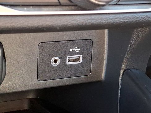 Used 2024 Nissan Versa SV image 23