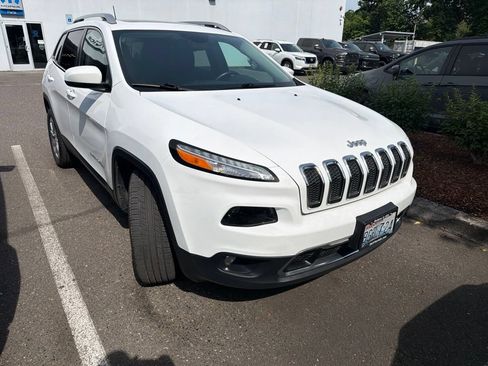 Used 2016 Jeep Cherokee Limited w/ Trailer Tow Group AWD/4WD image 1