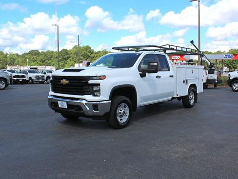 Used 2024 Chevrolet Silverado 2500 W/T w/ WT Convenience Package RWD image 10