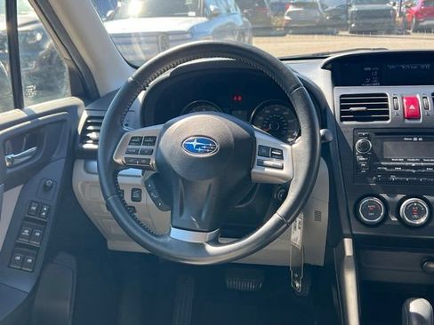 Used 2014 Subaru Forester 2.5i Limited AWD/4WD image 12