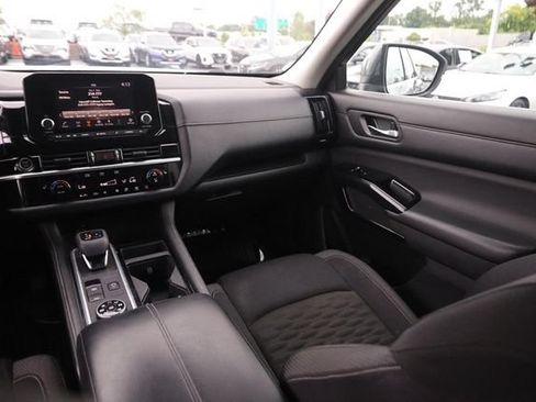 Certified 2026 Nissan Kicks SV FWD image 26