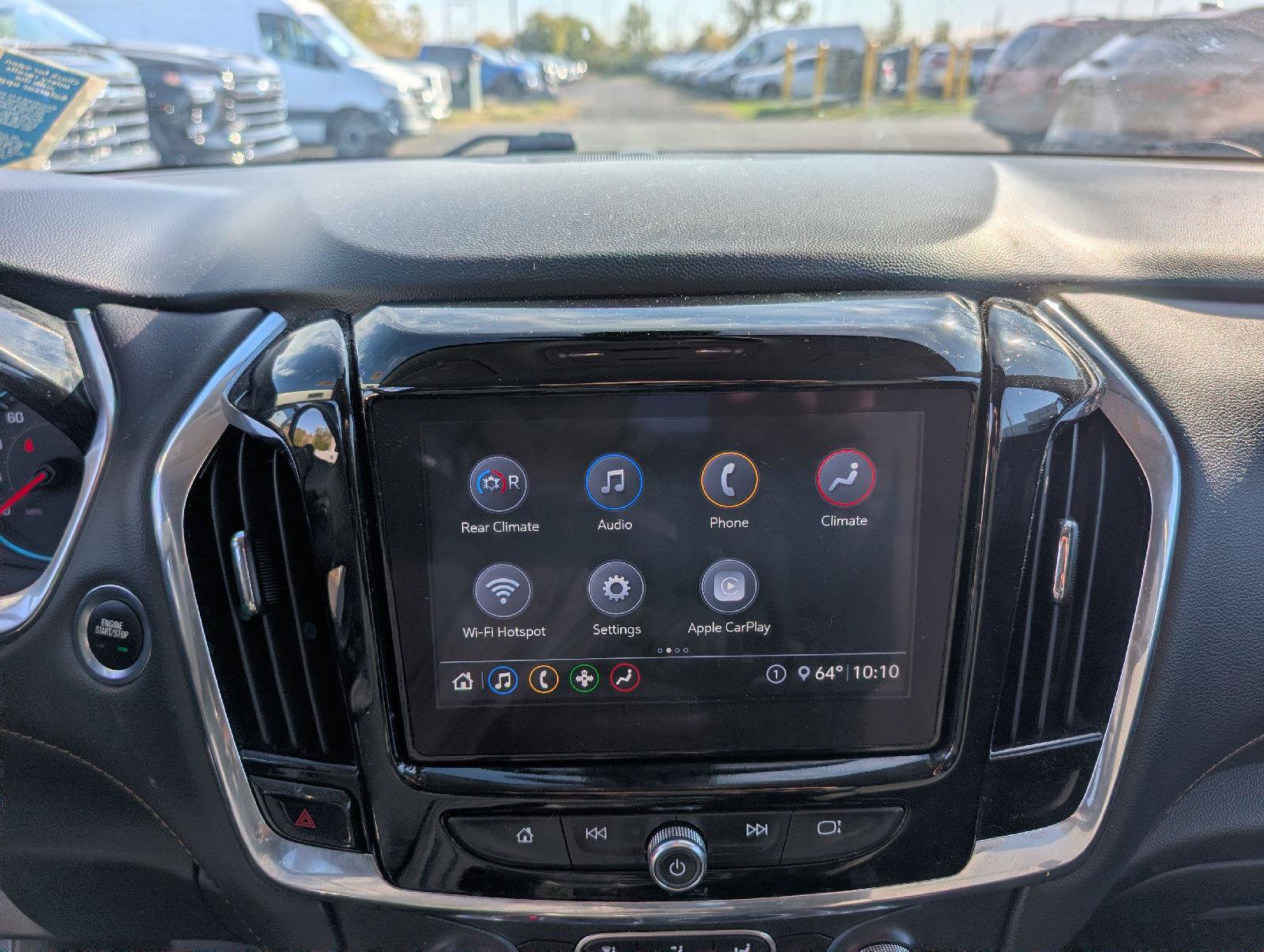 Used 2020 Chevrolet Traverse LT w/ Driver Confidence II Package AWD/4WD image 16
