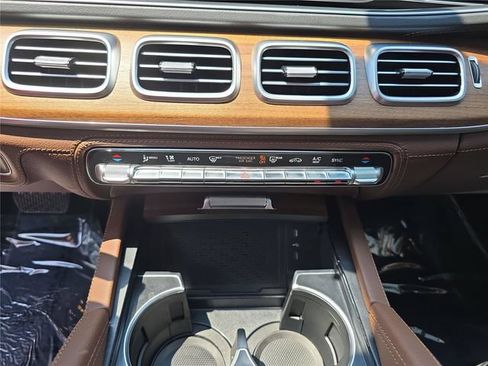 Used 2026 Mercedes-Benz GLE 450 4MATIC image 29