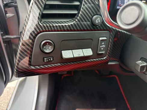 Used 2016 Chevrolet Corvette Z06 w/ 3LZ Preferred Equipment Group image 27