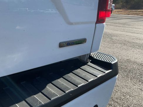 Used 2020 Ford F150 Lariat w/ Equipment Group 502A Luxury image 16