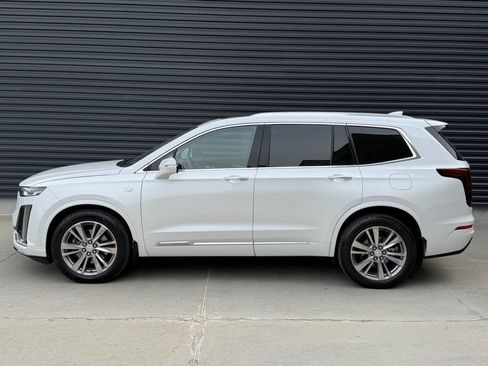 Used 2024 Cadillac XT6 Premium Luxury w/ Technology Package AWD/4WD image 9