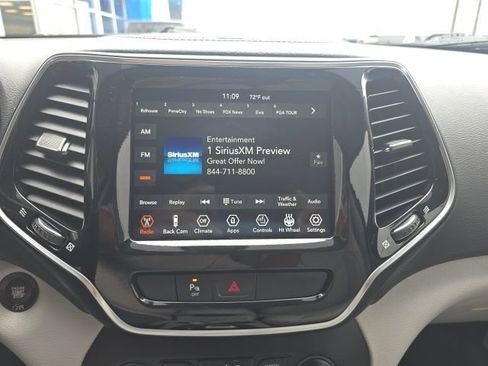 Used 2020 Jeep Cherokee Limited AWD/4WD image 23