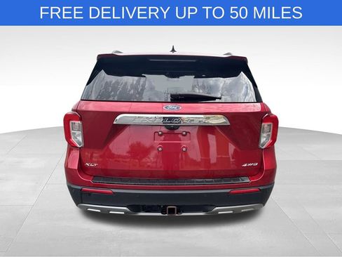 Used 2022 Ford Explorer XLT AWD/4WD image 7