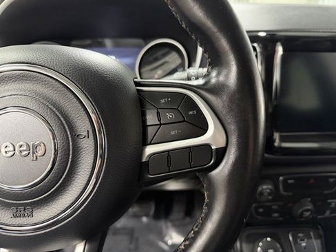 Used 2019 Jeep Compass Limited image 15