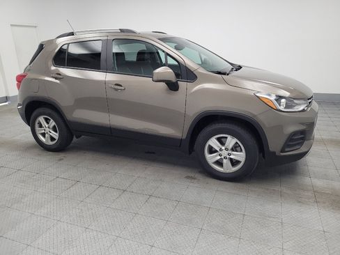 Used 2022 Chevrolet Trax LT w/ Driver Confidence Package AWD/4WD image 11