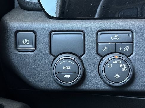 New 2026 Chevrolet Silverado 1500 LT image 30