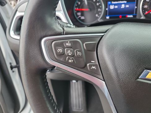 Used 2022 Chevrolet Equinox LT FWD image 25